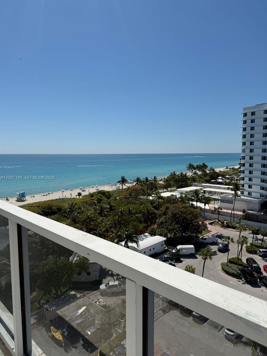 5313 Collins Ave # 1008, Miami Beach, FL 33140