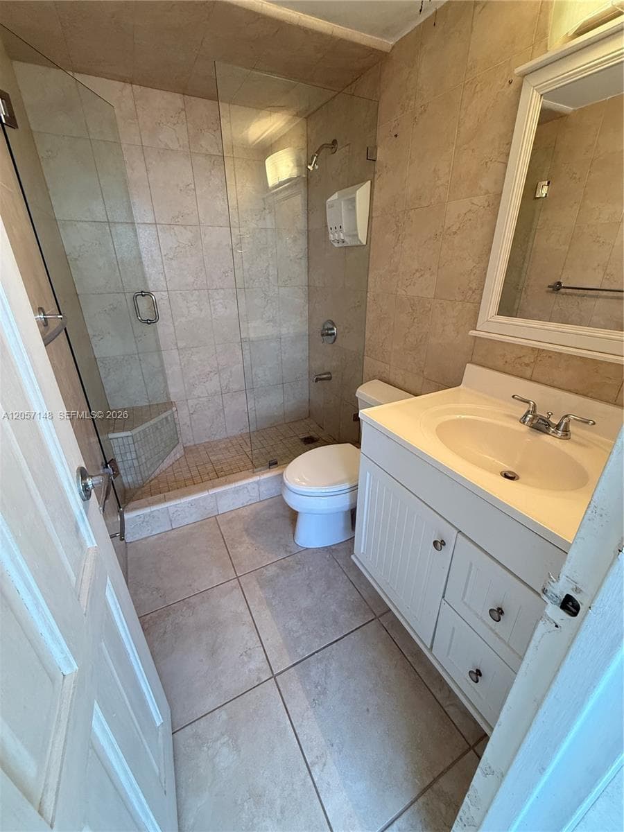 5313 Collins Ave # 1008, Miami Beach, FL 33140 photo 5
