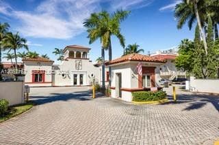 6709 N Kendall Dr # 219, Pinecrest, FL 33156 photo 2