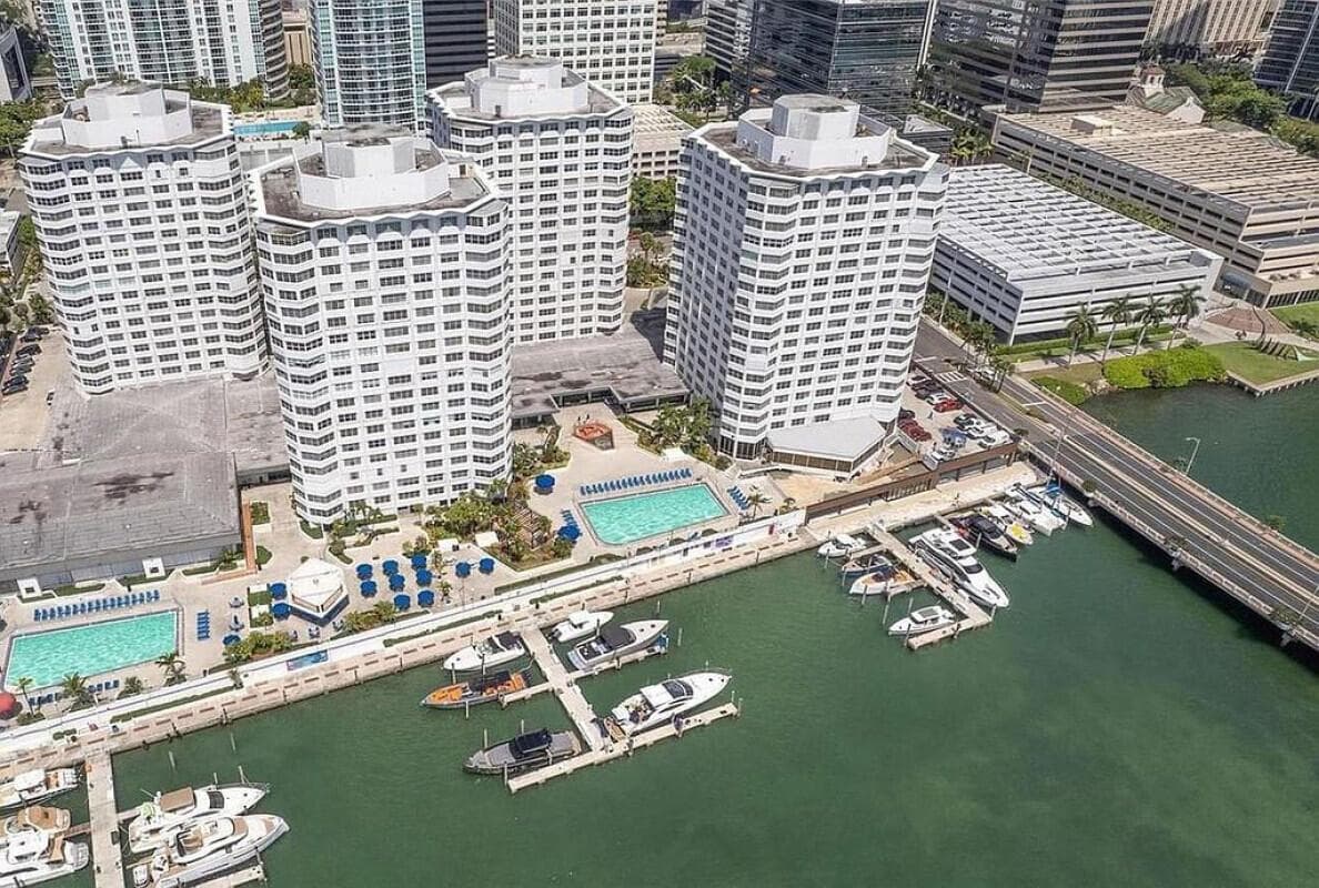 999 Brickell Bay Drive # 1206, Miami, FL 33131