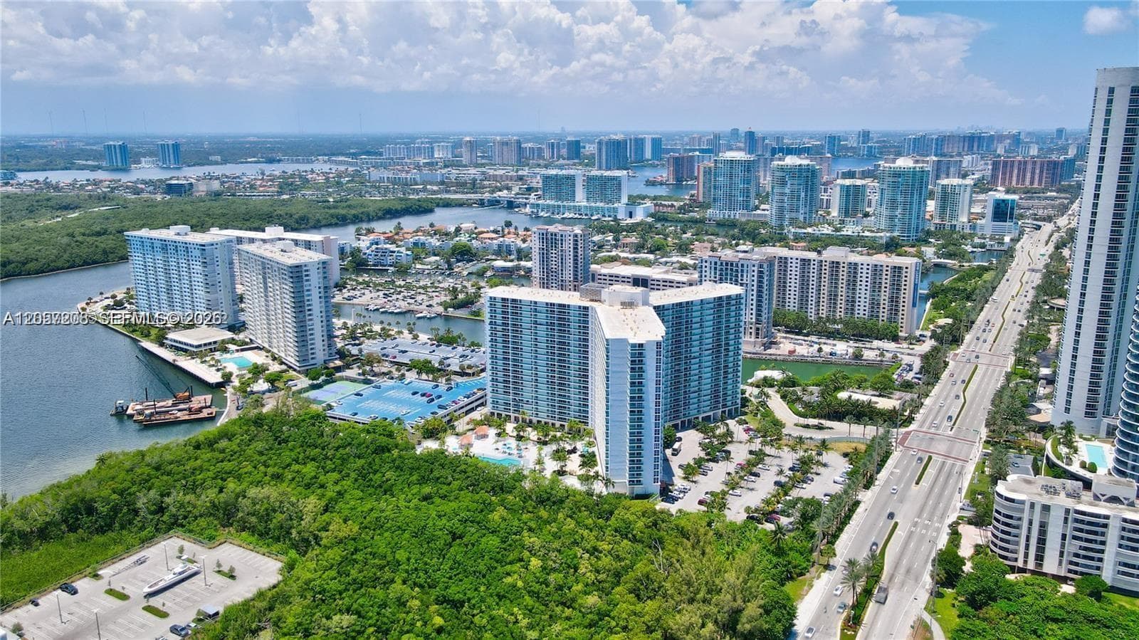100 Bayview Dr # 1503, Sunny Isles Beach, FL 33160 photo 5