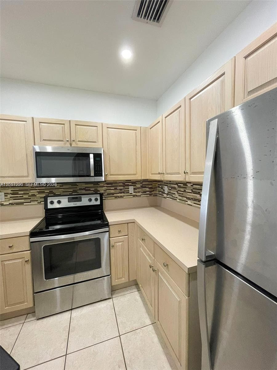 12162 SW 5th Ct, Pembroke Pines, FL 33025 photo 4