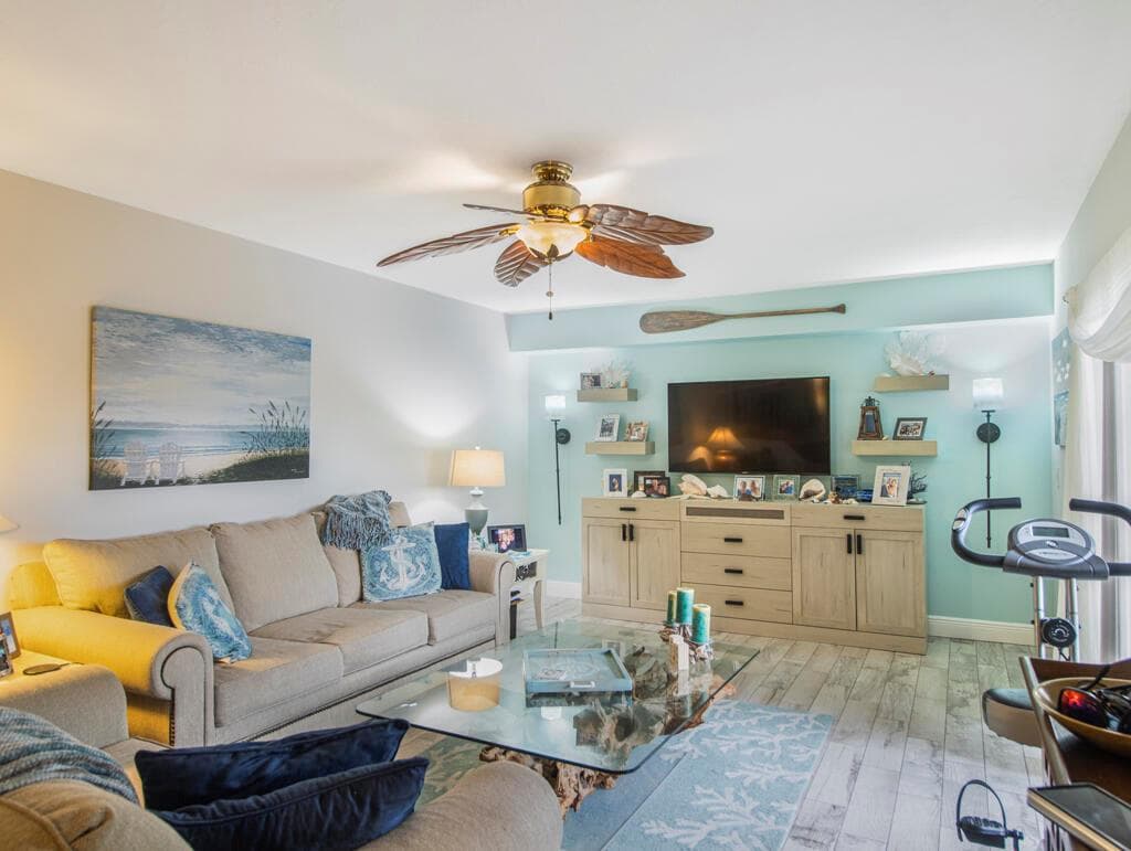 1010 10TH Way, West Palm Beach, FL 33407 photo 4