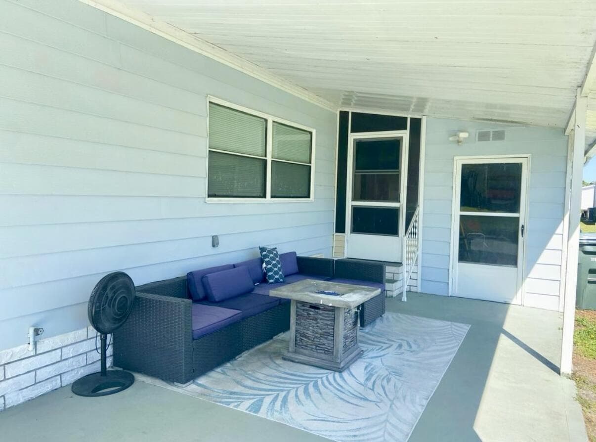 240 Travis Cay Place, Fort Pierce, FL 34982 photo 2