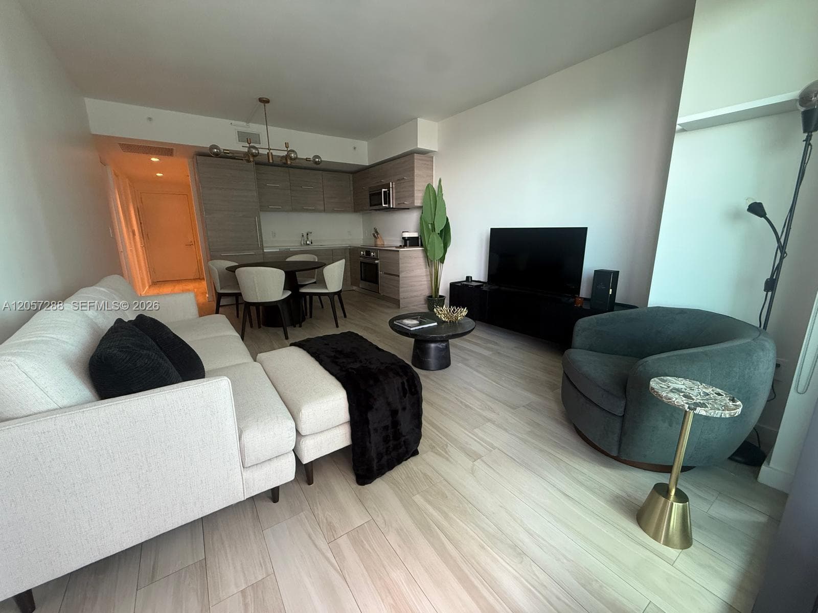 1300 S Miami Ave # 3808, Miami, FL 33130 photo 2