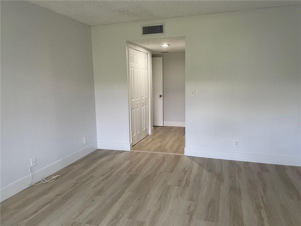 235 LAKEVIEW Drive # 102, Weston, FL 33326 photo 4
