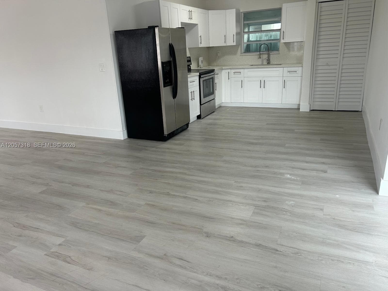 9200 SW 37th St, Miami, FL 33165 photo 4