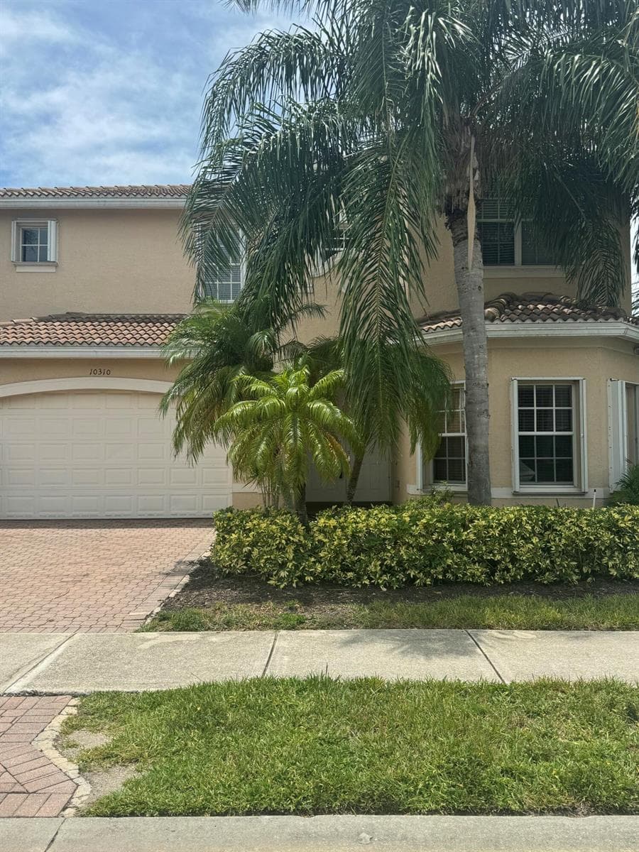 10310 Carolina Willow Drive, Fort Myers, FL 33913