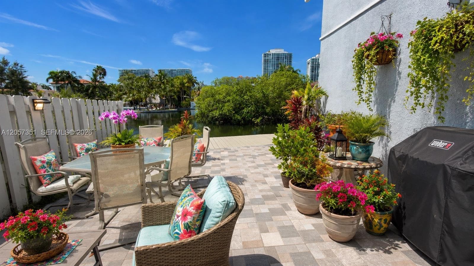329 Poinciana Dr # 909, Sunny Isles Beach, FL 33160 photo 4
