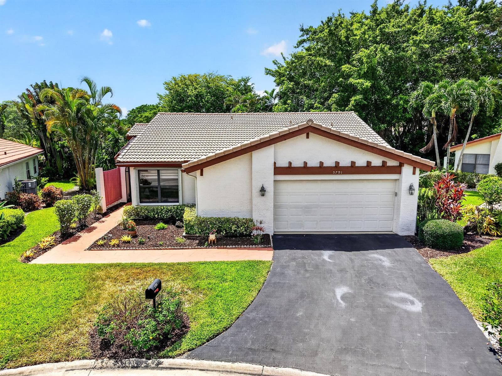 5791 Lakeview Mews Place, Boynton Beach, FL 33437 photo 2