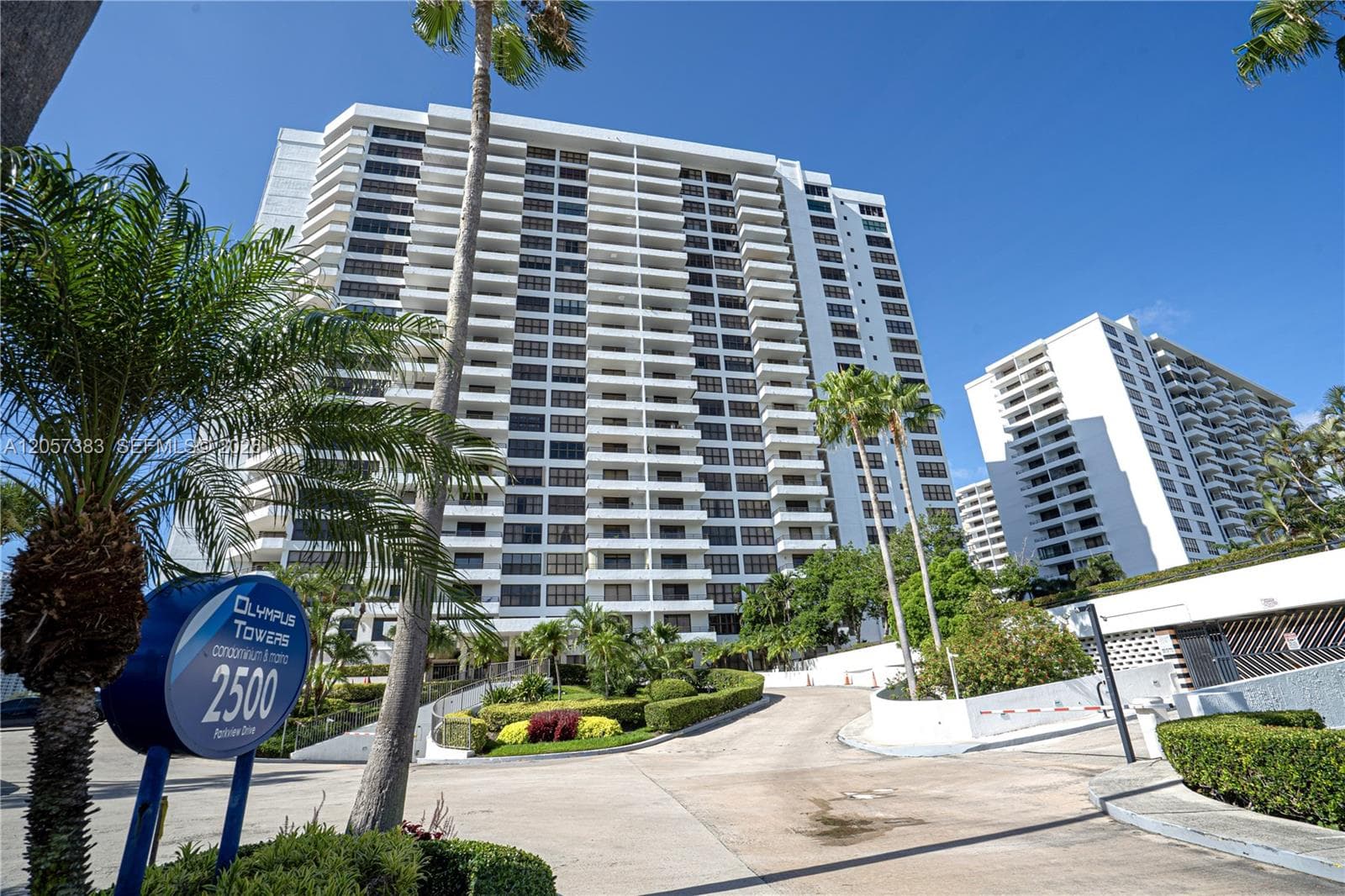2500 Parkview Dr # 616, Hallandale Beach, FL 33009