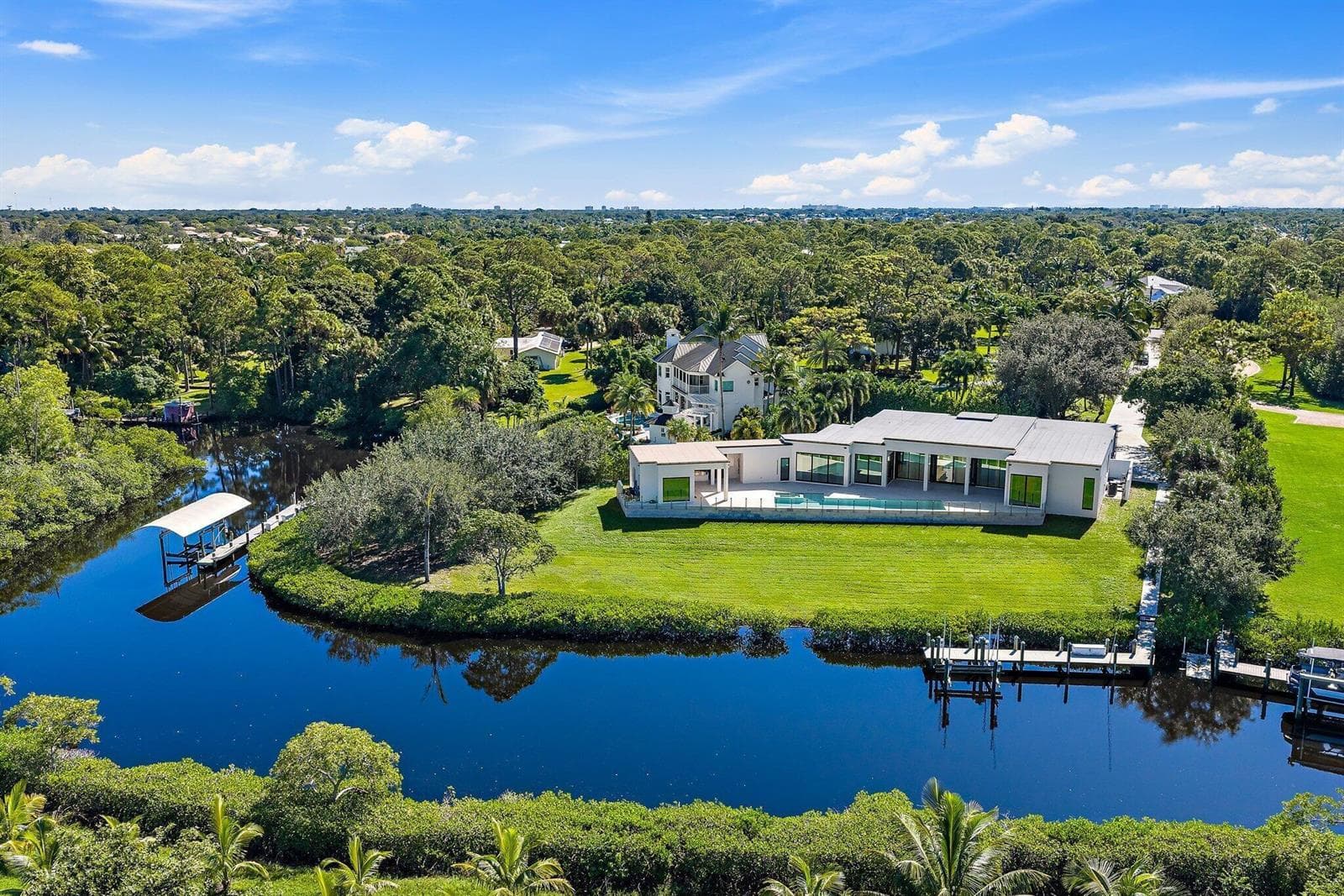 8309 SE RIVERS EDGE Street, Jupiter, FL 33458 photo 2