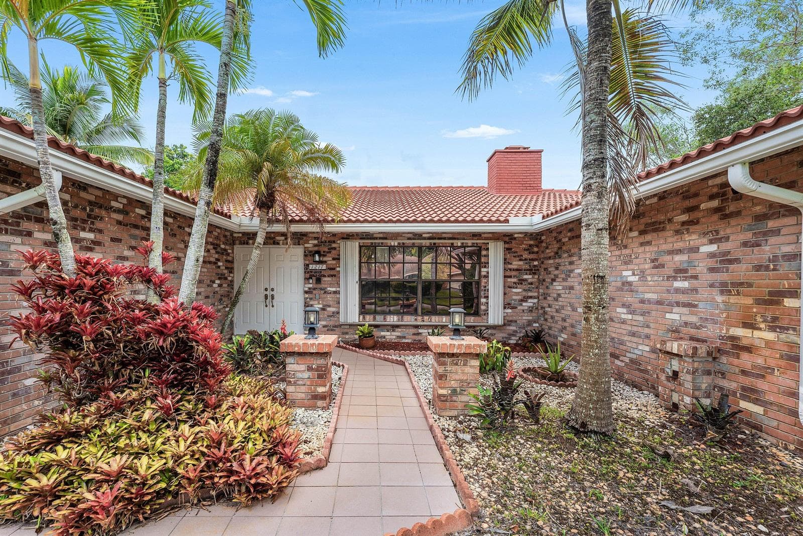1217 NW 111TH Way, Coral Springs, FL 33071 photo 2
