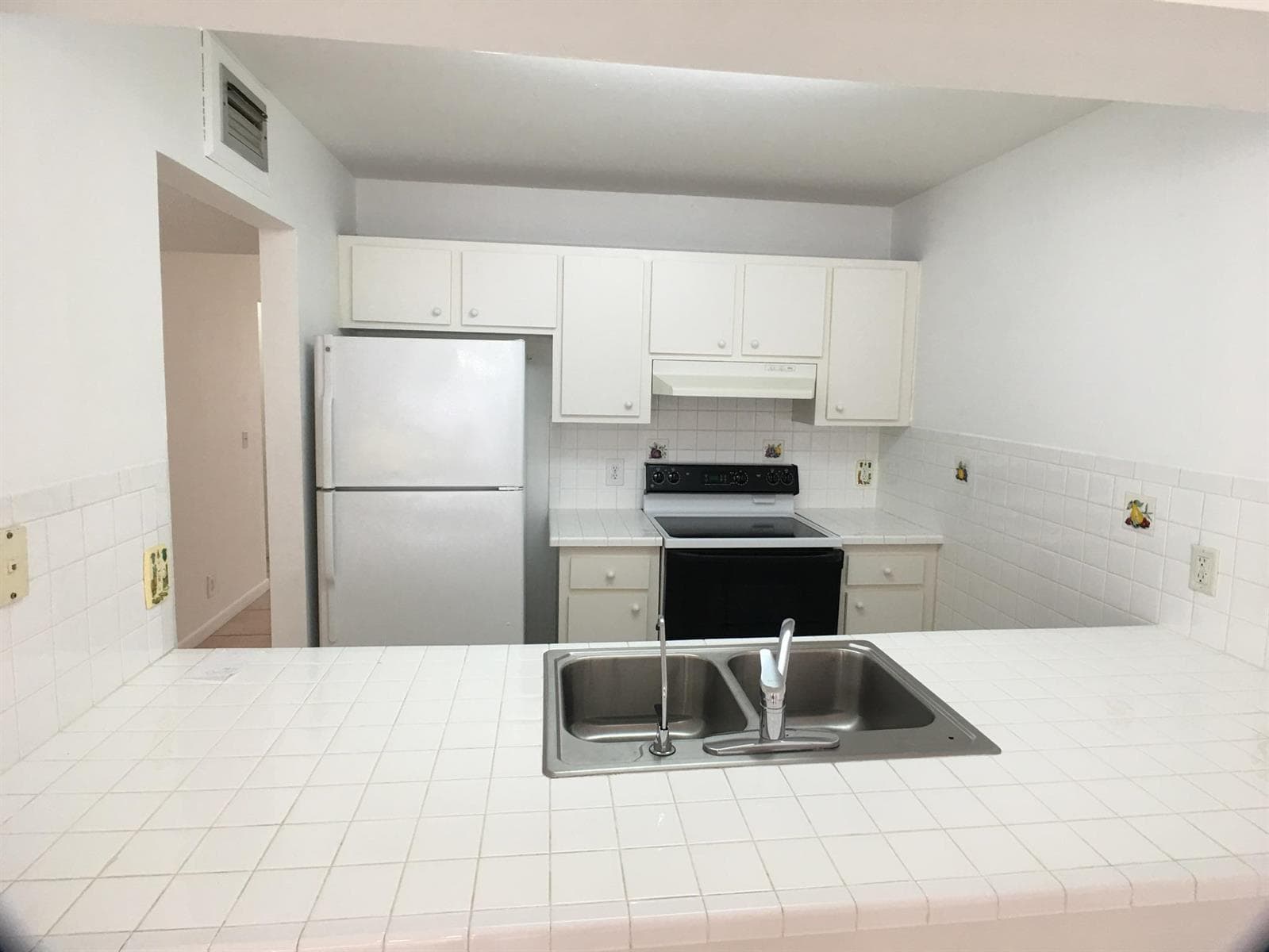 5852 Albert Road, West Palm Beach, FL 33415 photo 2