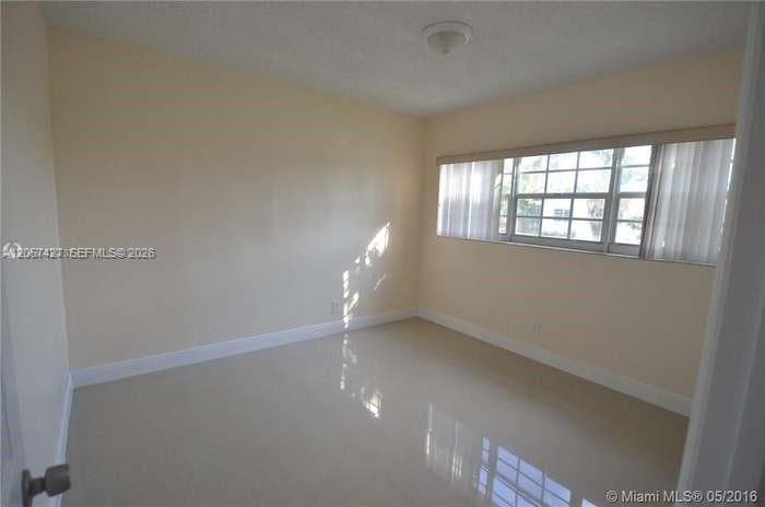 8441 SW 32nd Ter, Miami, FL 33155 photo 5