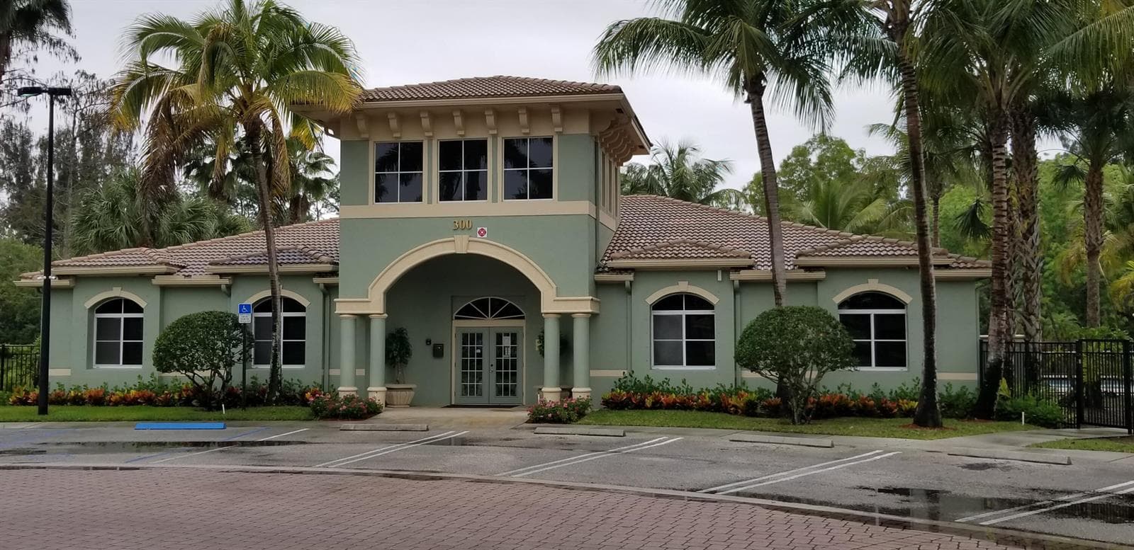 350 CRESTWOOD Circle # 201, Royal Palm Beach, FL 33411 photo 2