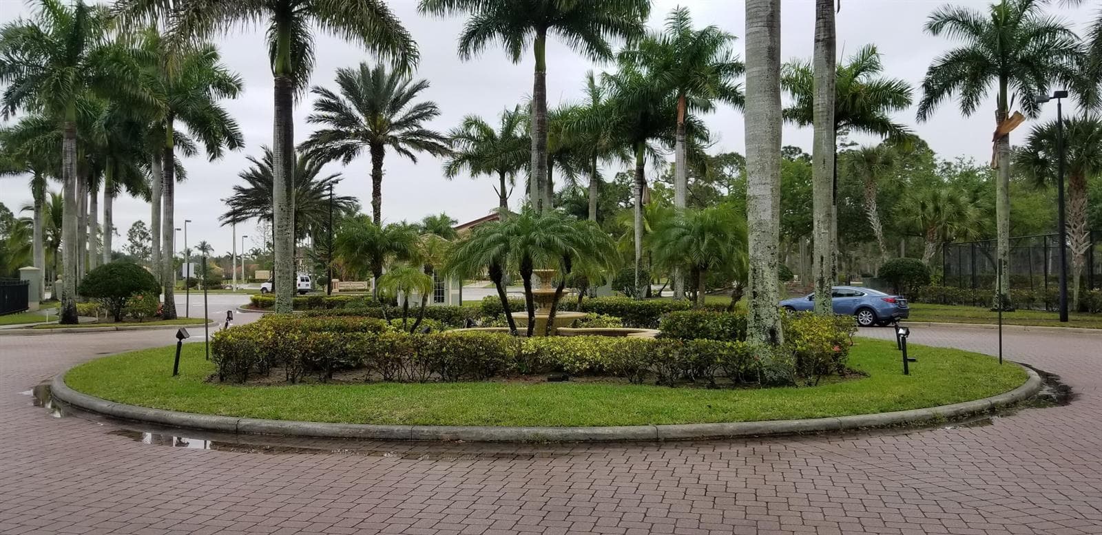 350 CRESTWOOD Circle # 201, Royal Palm Beach, FL 33411 photo 3