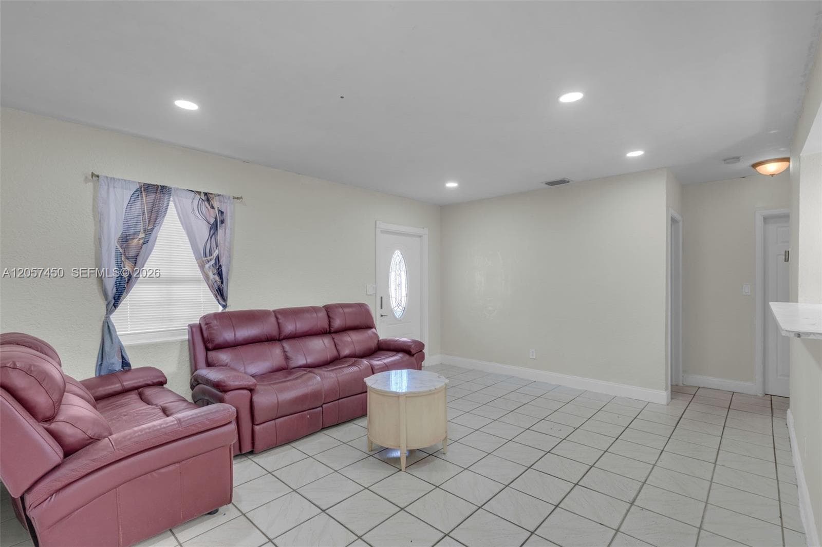 1207 Chateau Park Dr, Fort Lauderdale, FL 33311 photo 5