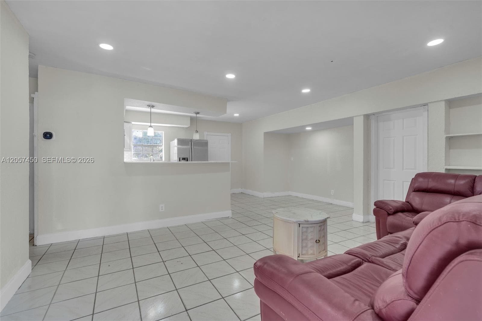 1207 Chateau Park Dr, Fort Lauderdale, FL 33311 photo 4