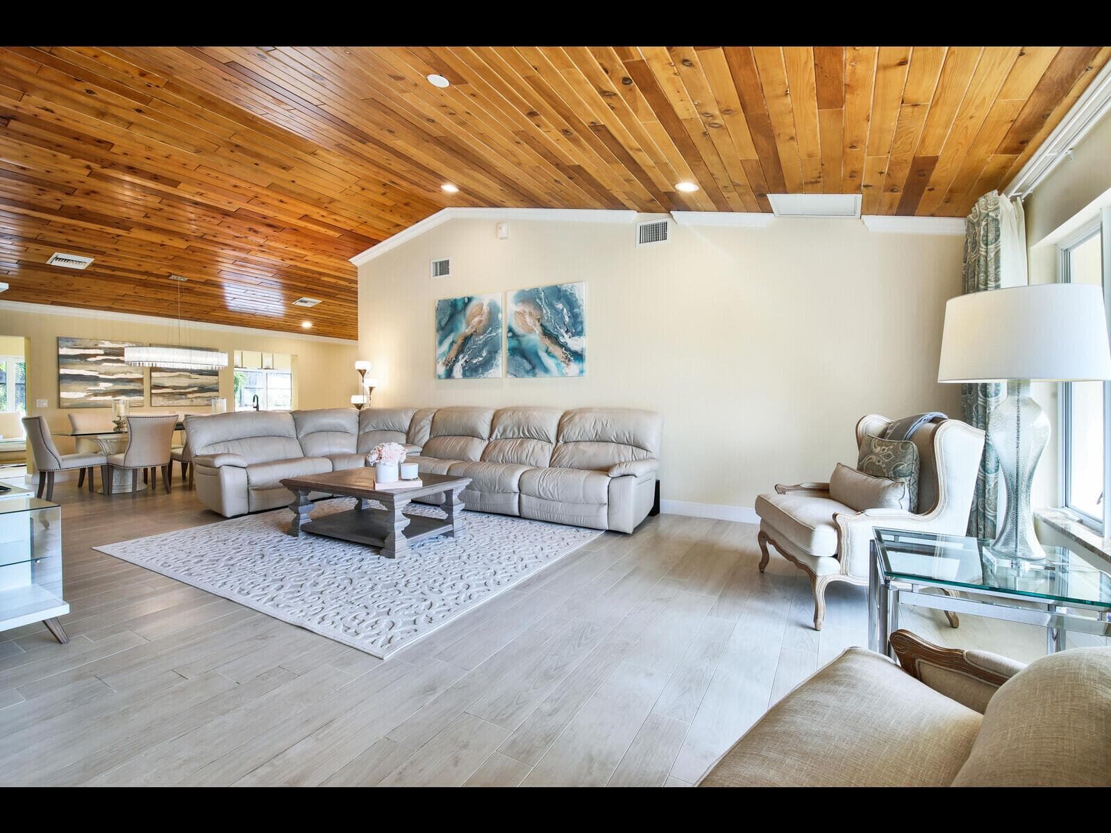 451 N LYRA Circle, Juno Beach, FL 33408 photo 3
