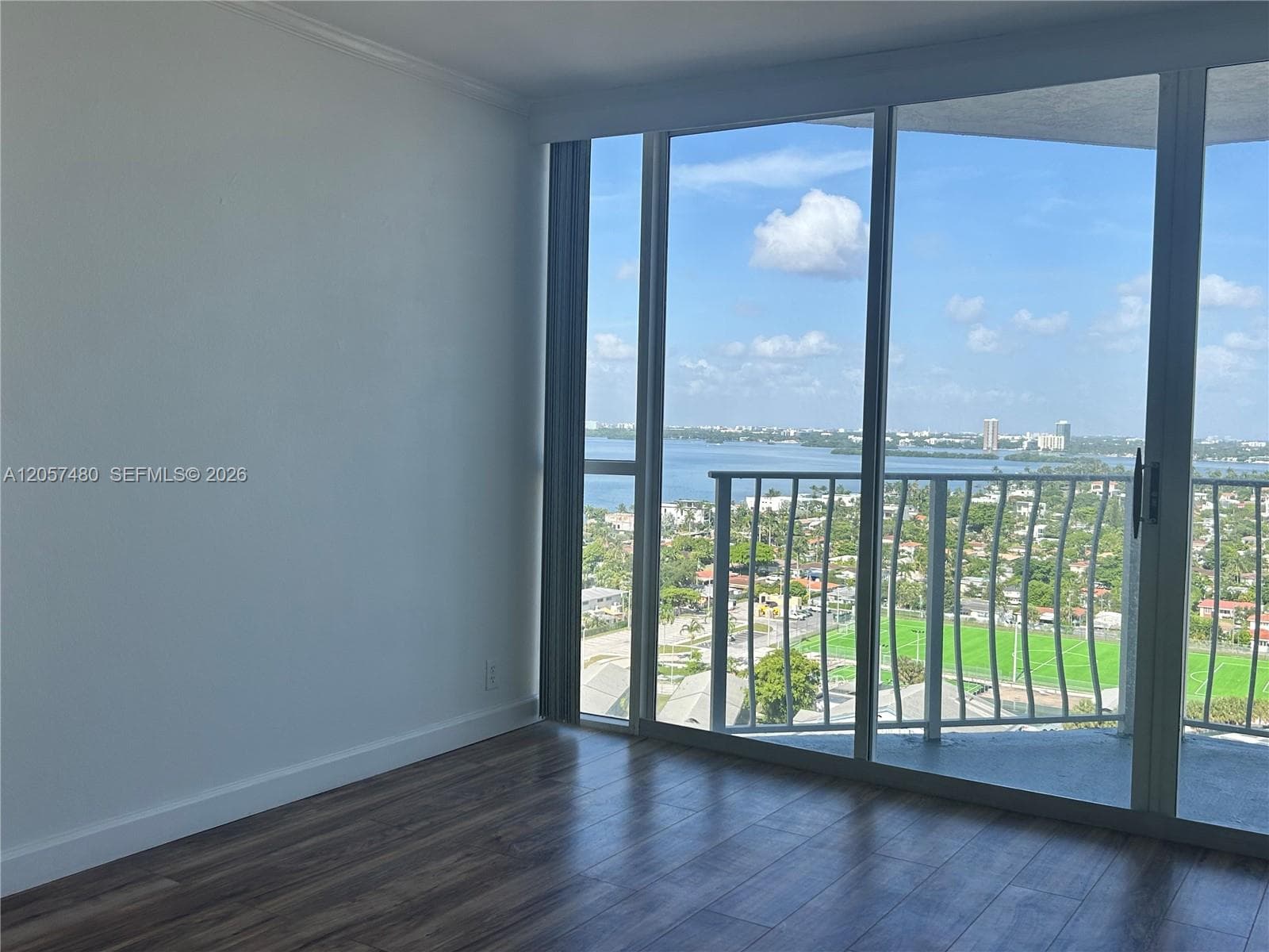 7601 E Treasure Dr # 2104, North Bay Village, FL 33141 photo 3