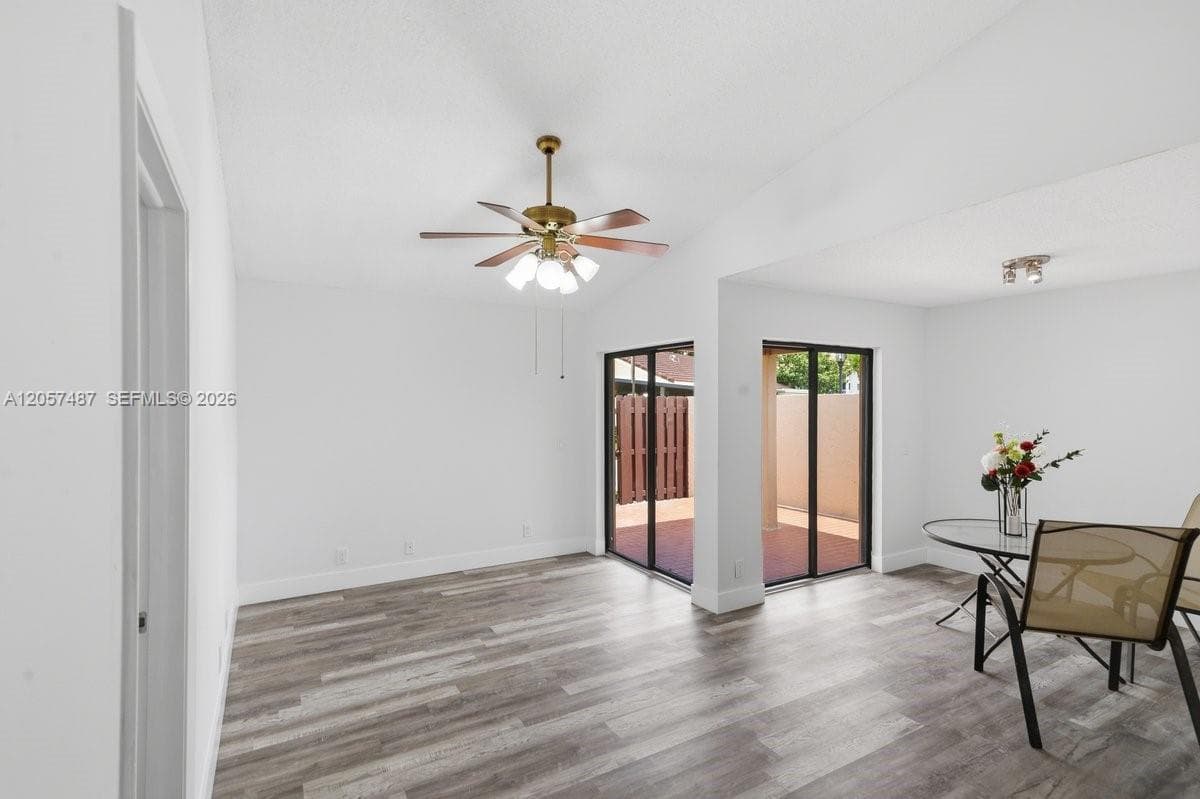 6473 NW 170th Ln, Hialeah, FL 33015 photo 4