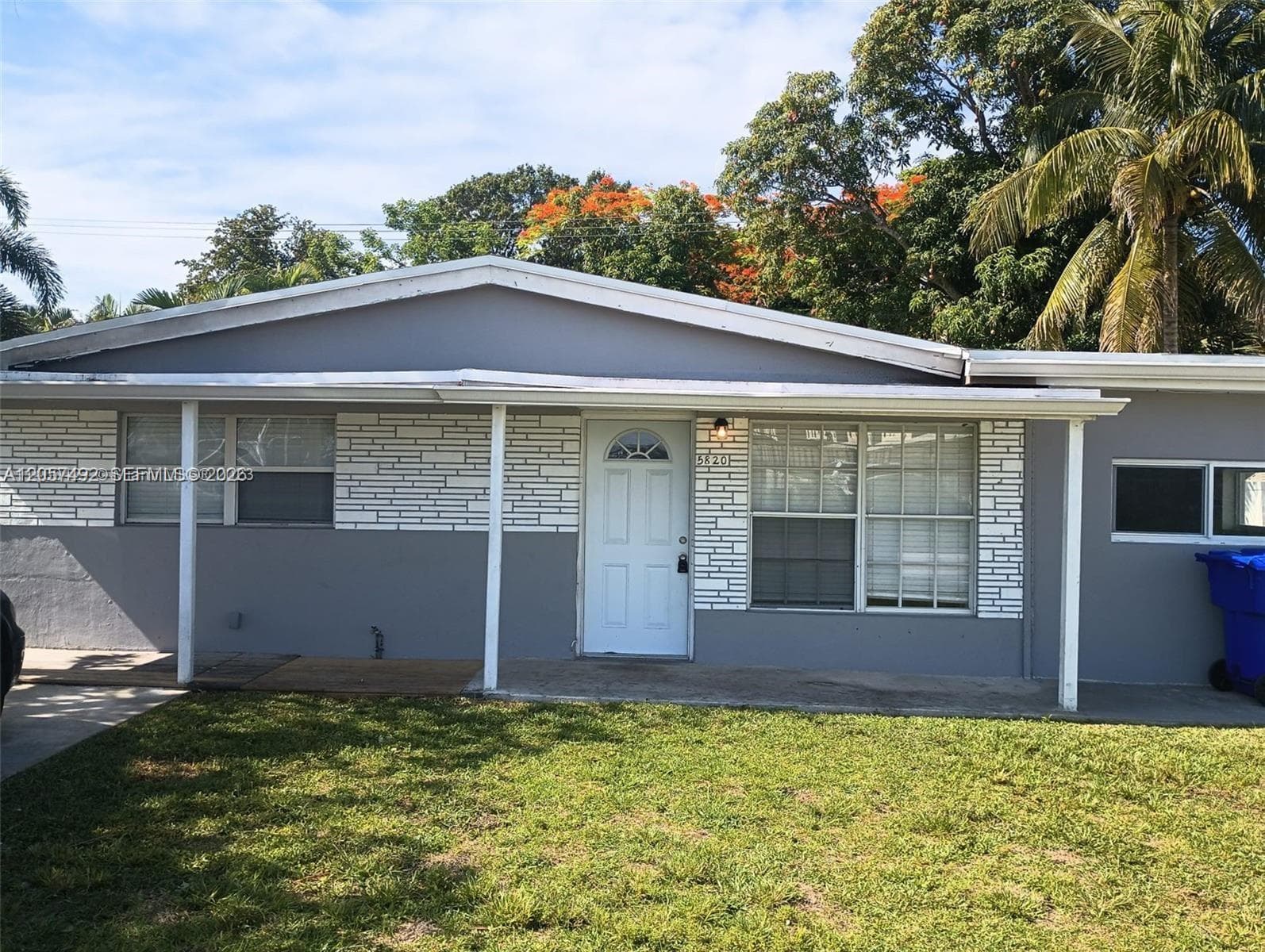 5820 Atlanta St, Hollywood, FL 33021 photo 2