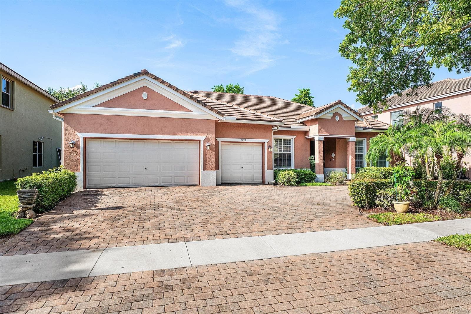 9058 SEDGEWOOD Drive, Lake Worth, FL 33467 photo 2