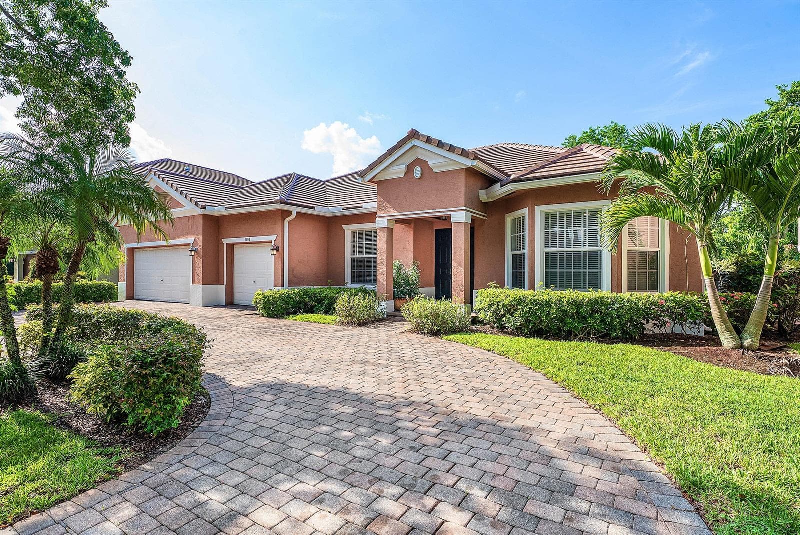 9058 SEDGEWOOD Drive, Lake Worth, FL 33467 photo 3