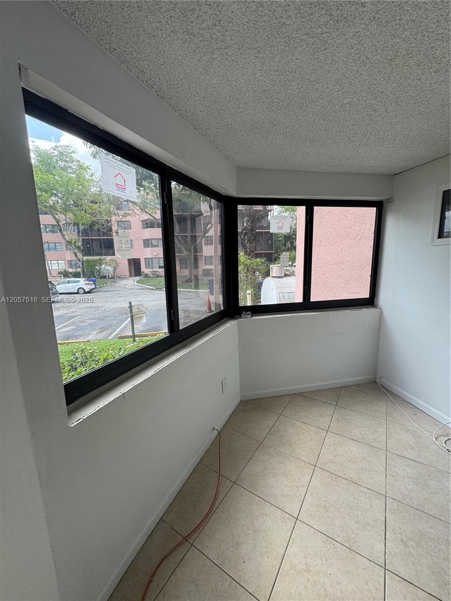 20850 San Simeon Way # 107-5, Miami, FL 33179 photo 5