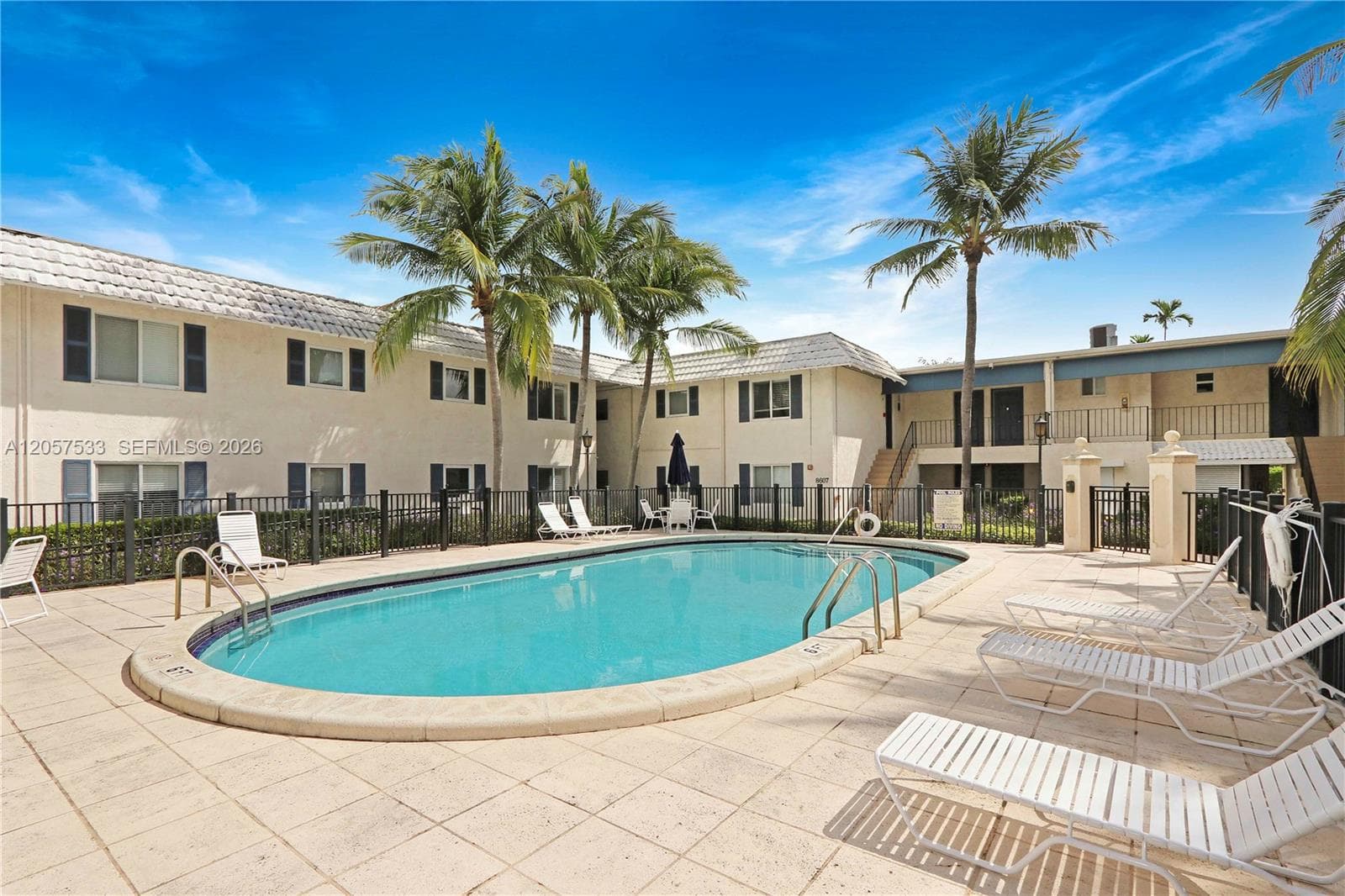 8617 SW 68th Ct # 24, Pinecrest, FL 33156 photo 2