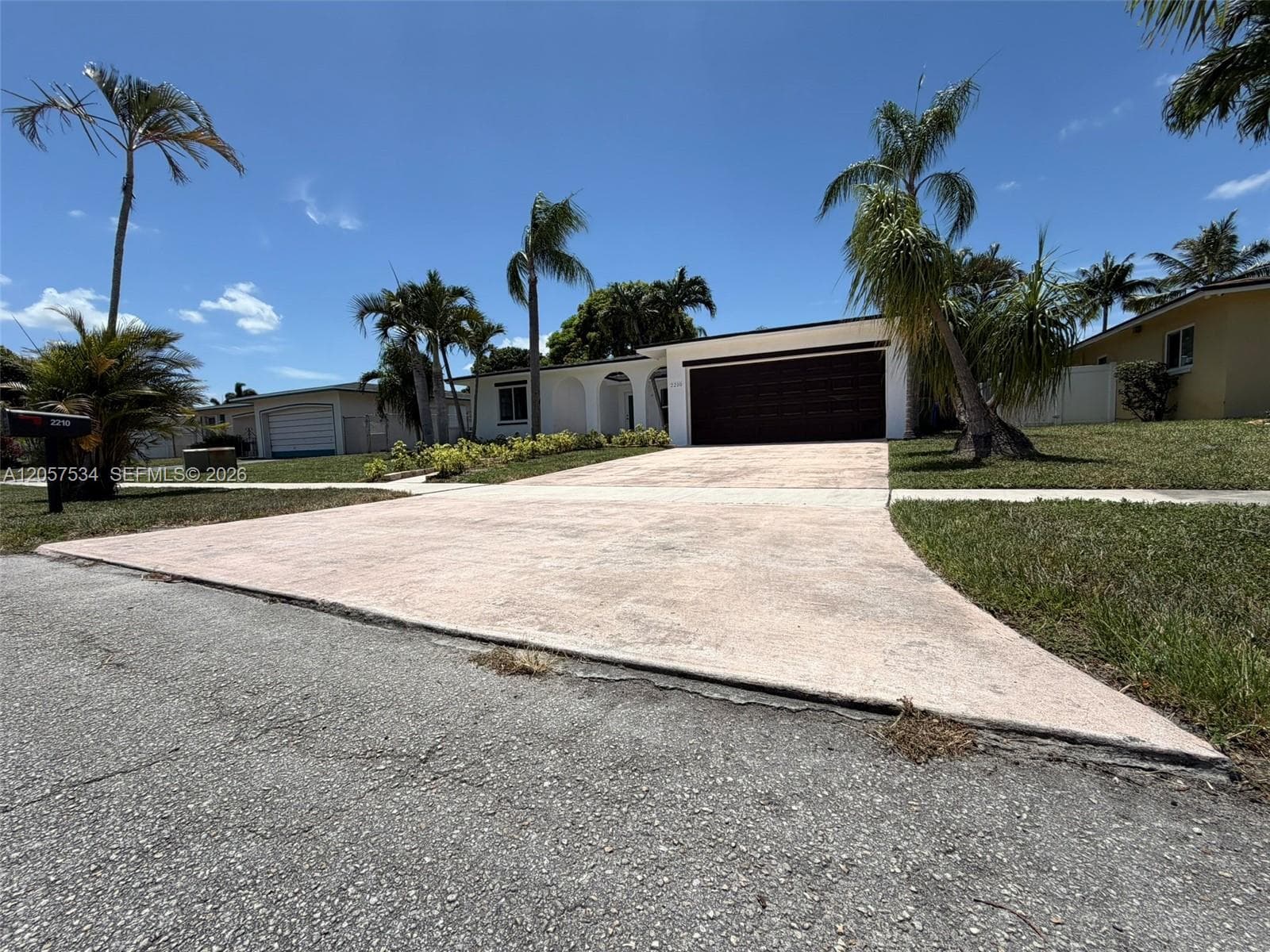 2210 NW 93rd Ave, Pembroke Pines, FL 33024 photo 2