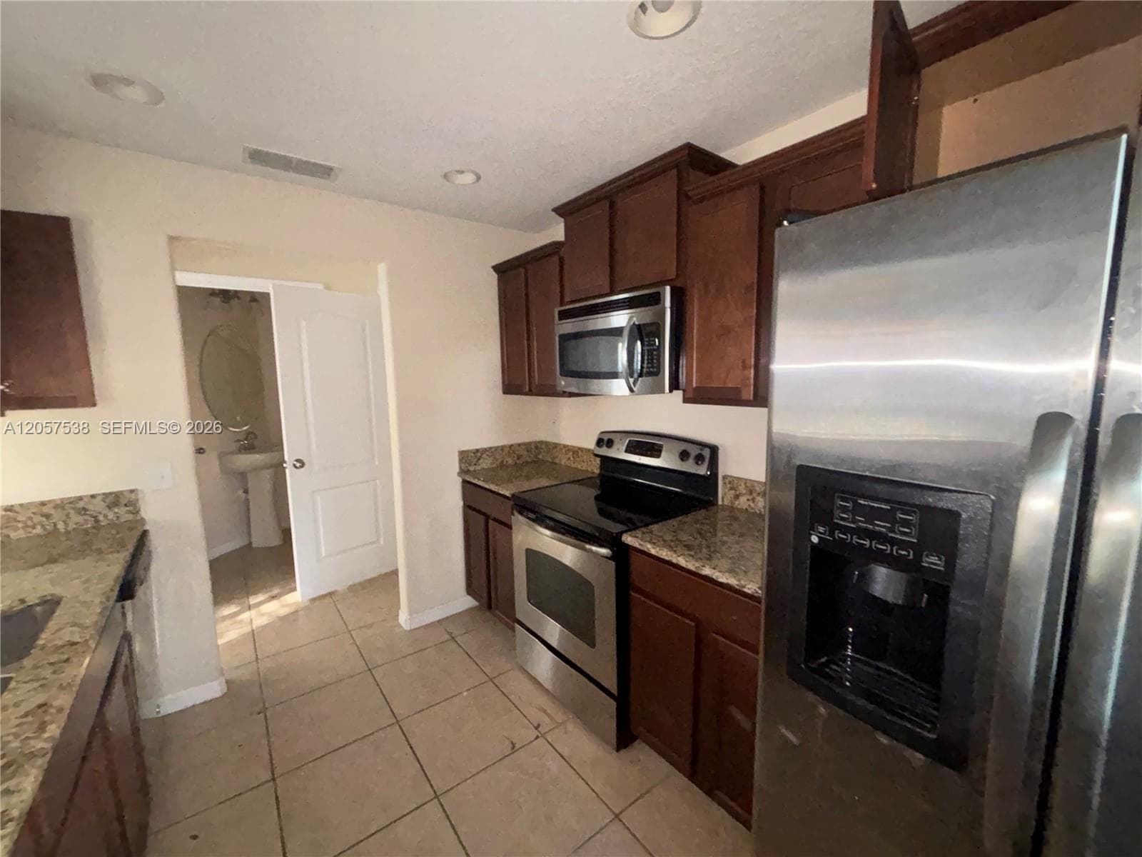332 Carina Cir # 332, Other City - In The State Of Florida, FL 32773 photo 5