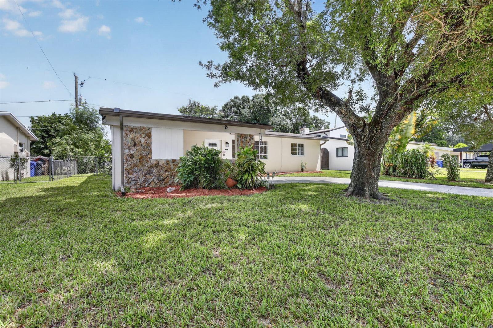 7231 Freedom Street, Hollywood, FL 33024 photo 3