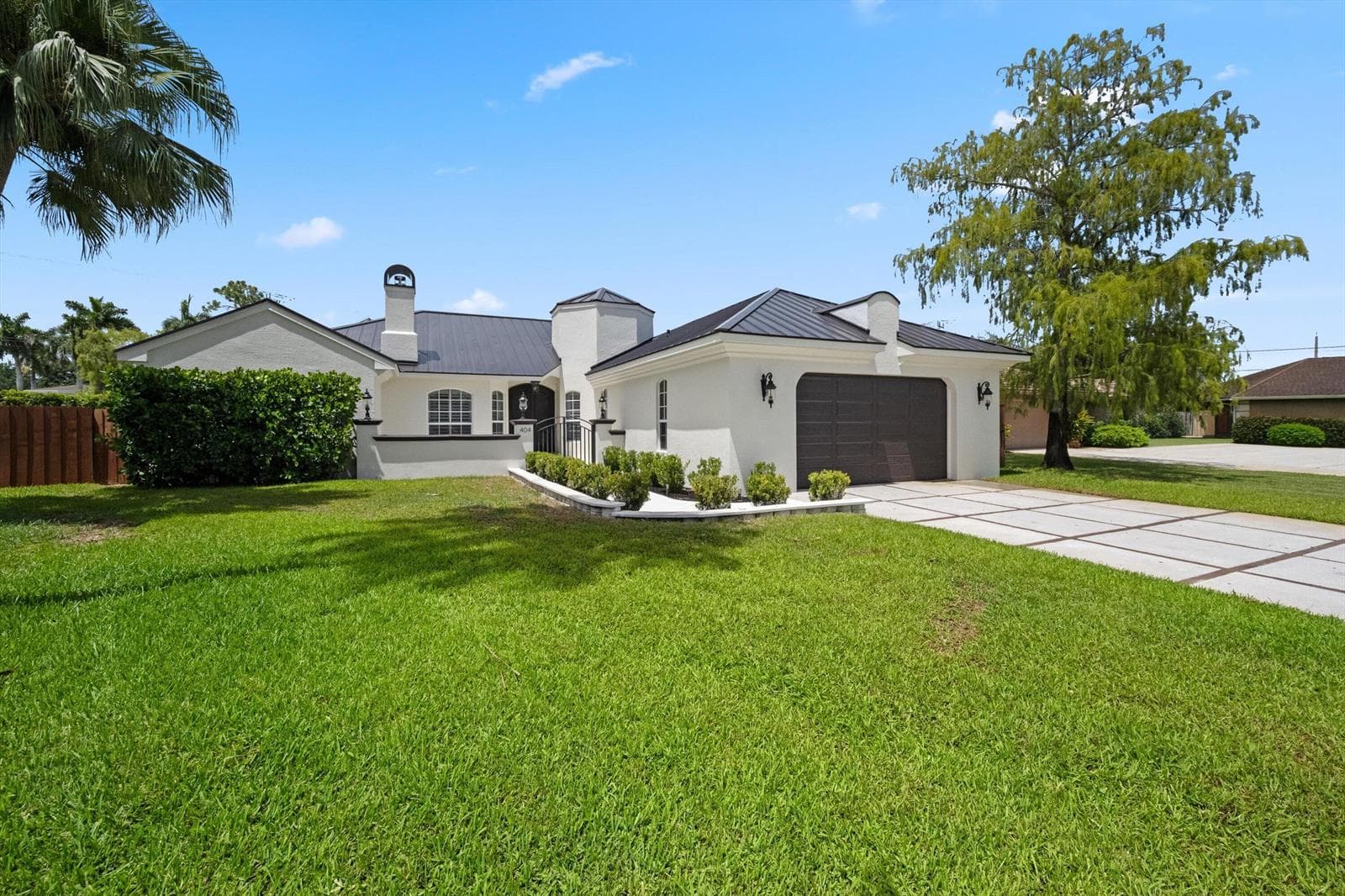 404 INDIGO Avenue, Wellington, FL 33414 photo 2