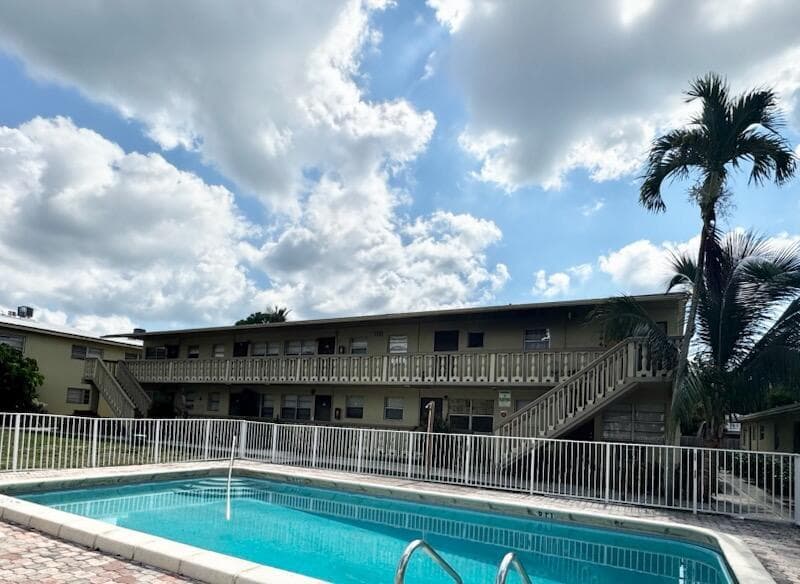 1318 S FEDERAL Highway # 30, FL 33460