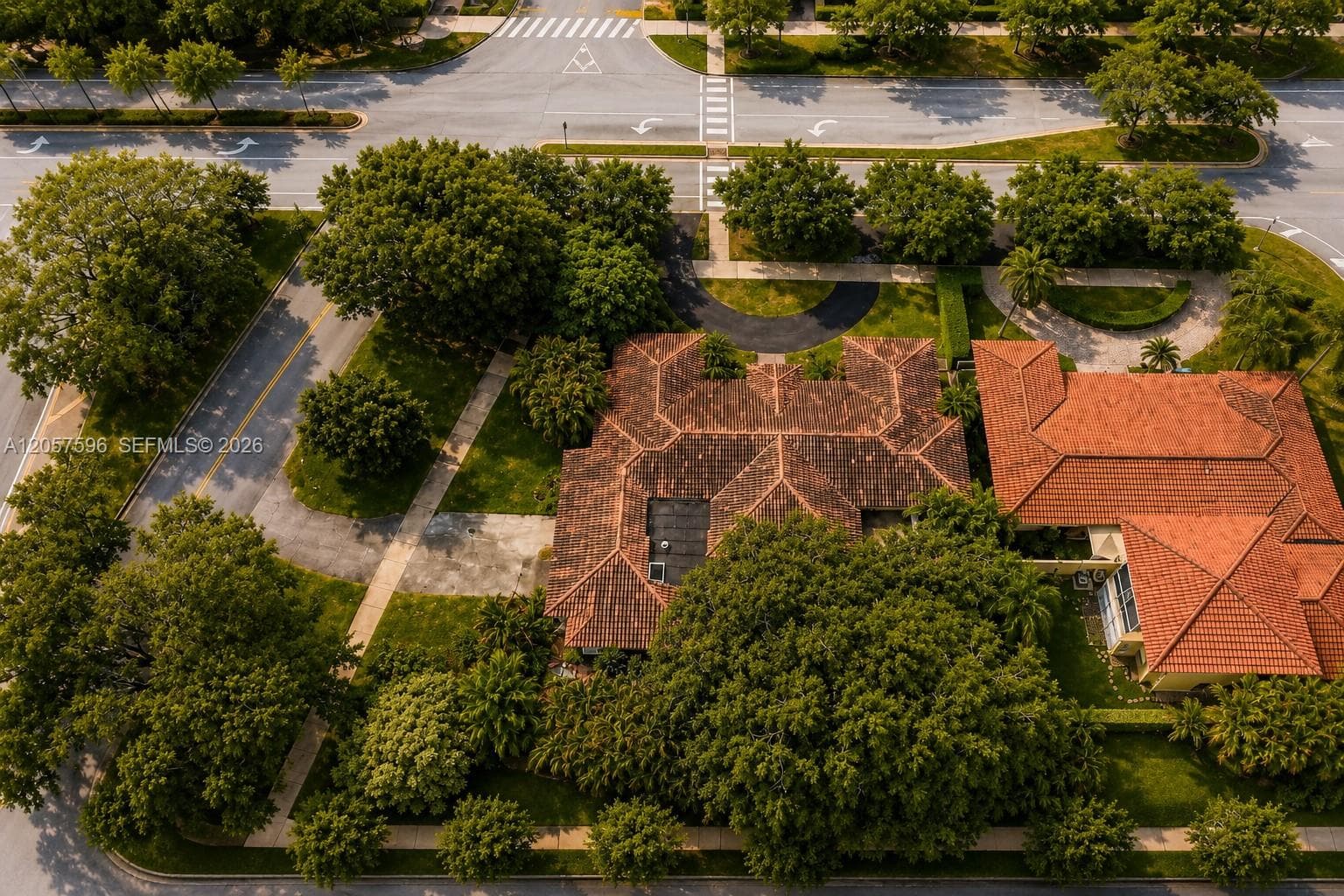 3300 Segovia St, Coral Gables, FL 33134 photo 2