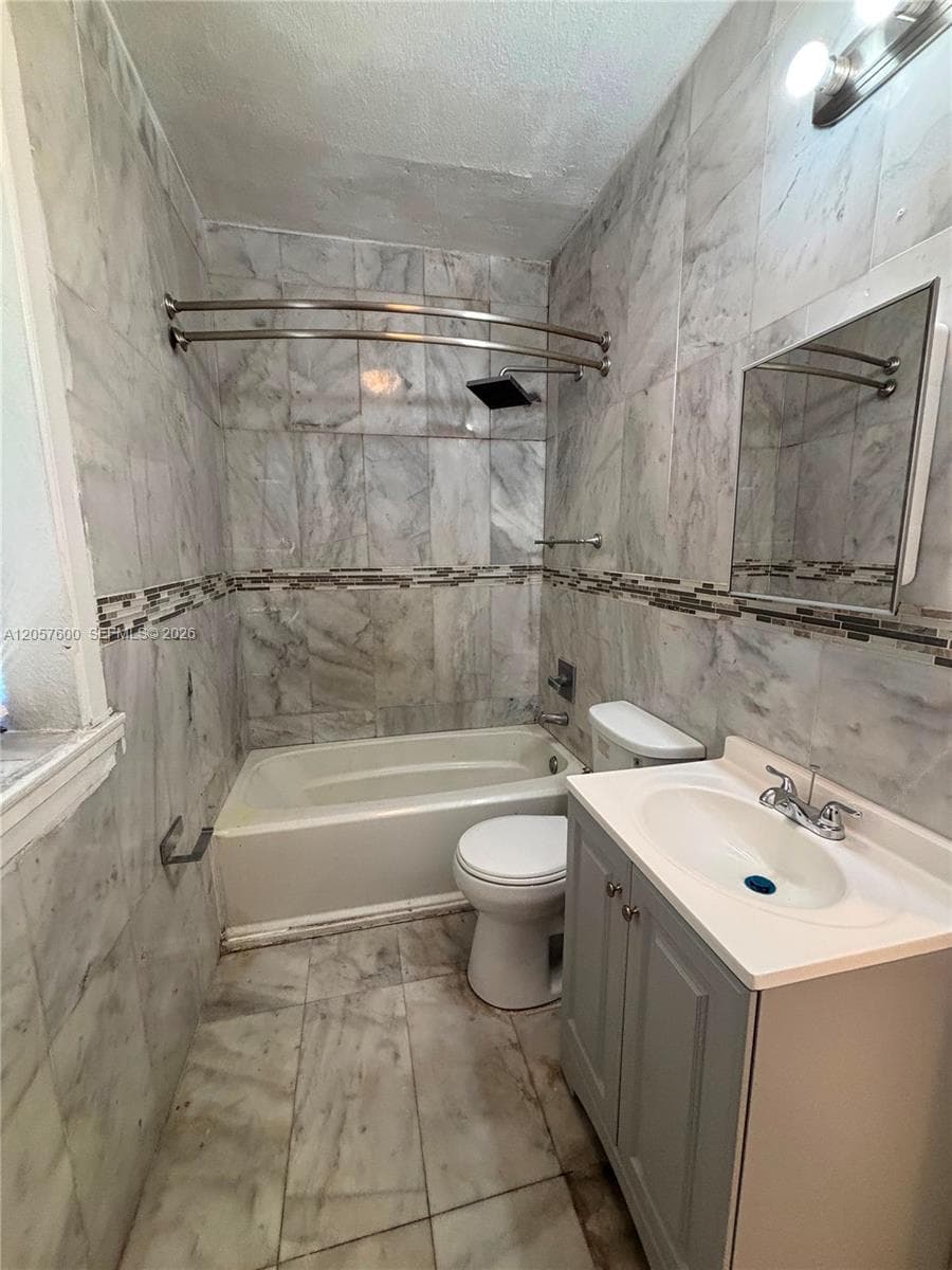 1079 NW 112th Ter # 3, Miami, FL 33168