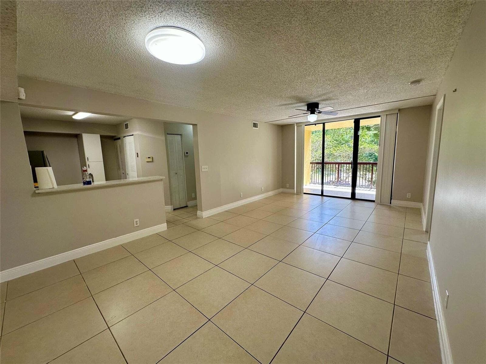 5701 RIVERSIDE Drive # 205B6, Coral Springs, FL 33067 photo 2