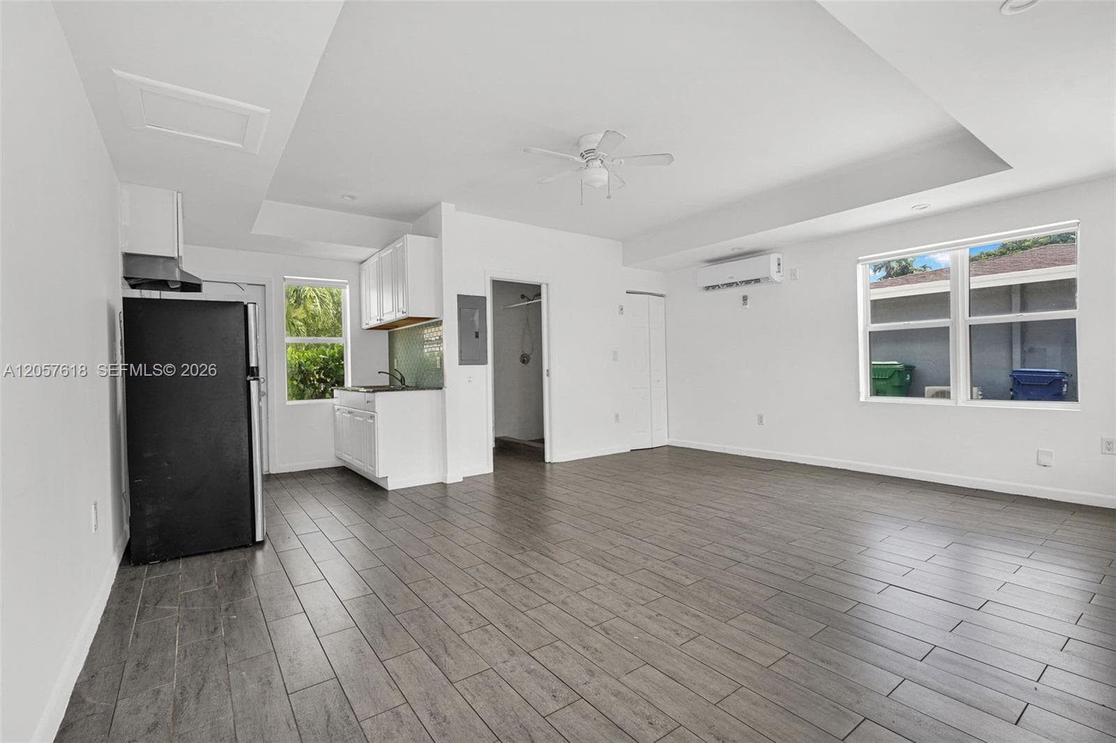 529 NW 88th St # 1, El Portal, FL 33150 photo 2
