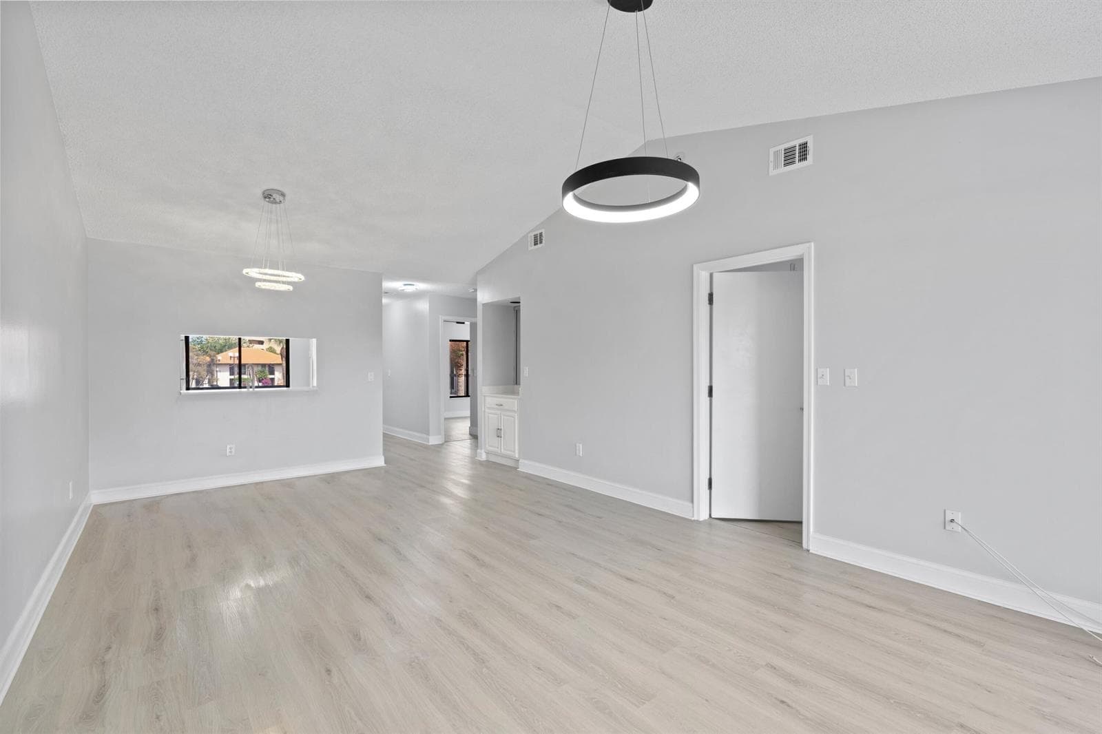 350 Club Circle # 208, Boca Raton, FL 33487 photo 3