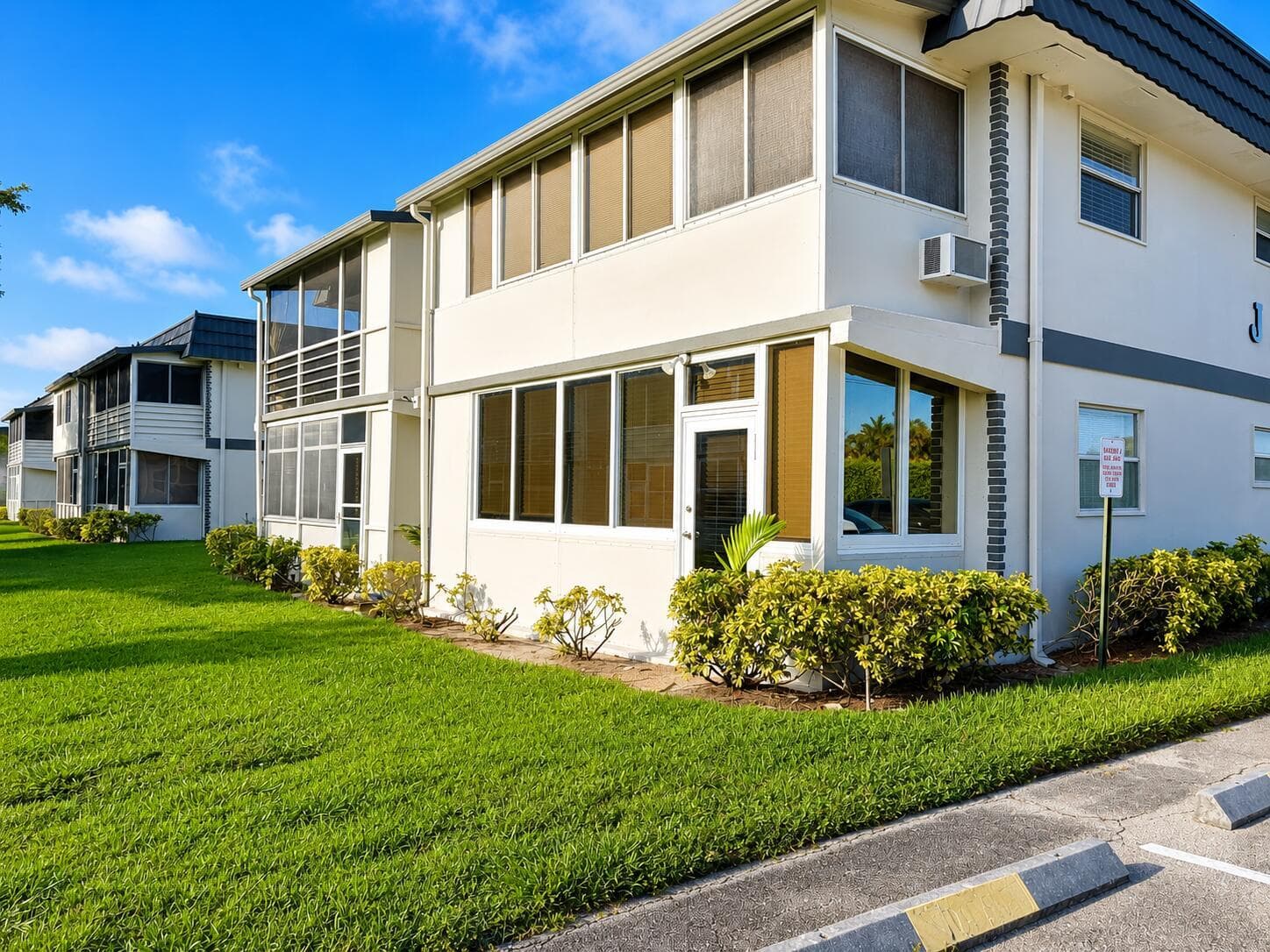 433 SAXONY J Way, Delray Beach, FL 33446 photo 3