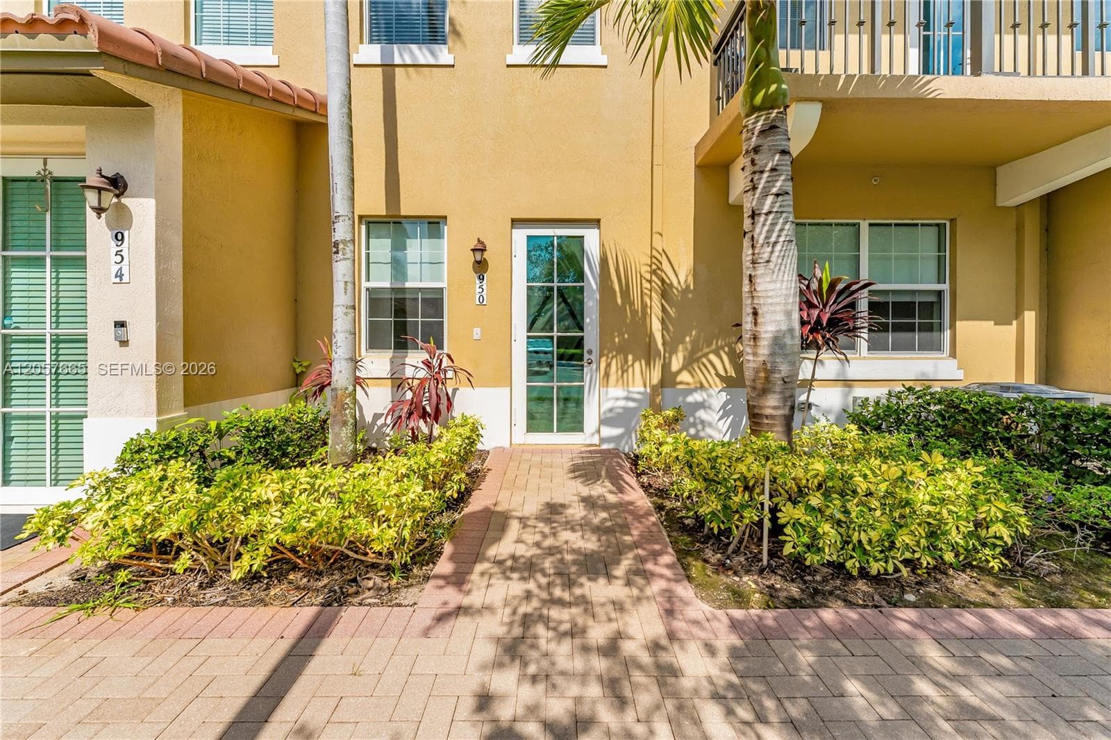 950 SW 147th Ave # 2611, Pembroke Pines, FL 33027 photo 3
