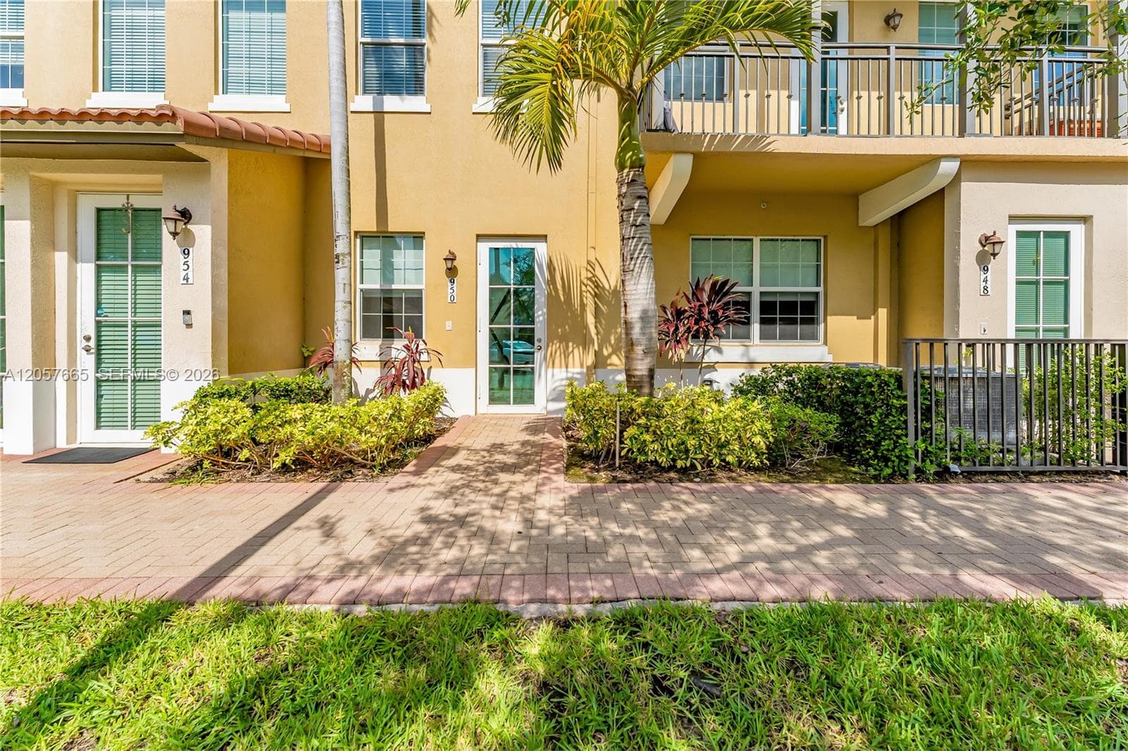 950 SW 147th Ave # 2611, Pembroke Pines, FL 33027 photo 5
