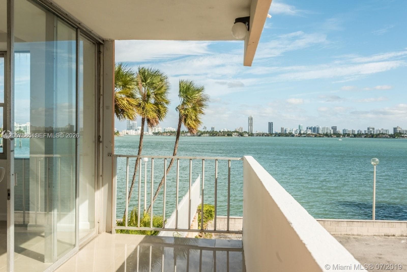 7545 E Treasure Dr # 2H, North Bay Village, FL 33141 photo 4