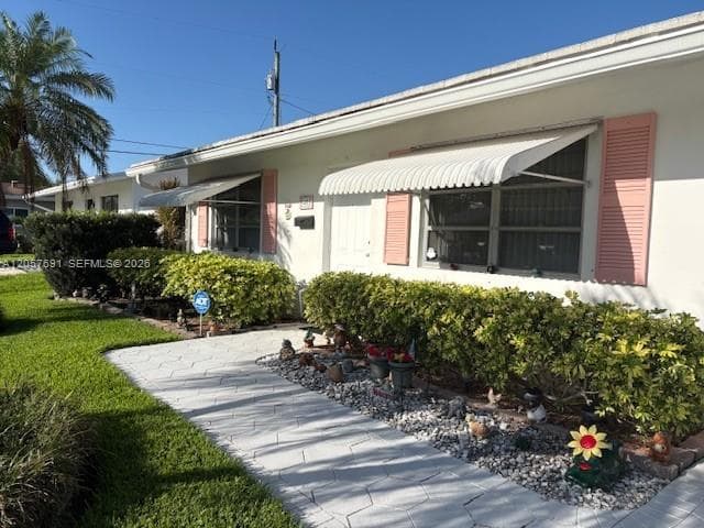 5405 NW 23rd Ter, Tamarac, FL 33309 photo 2