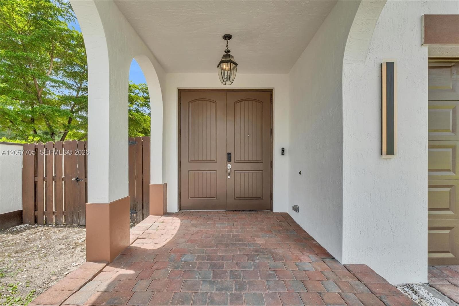 10204 NW 86th St, Doral, FL 33178 photo 5