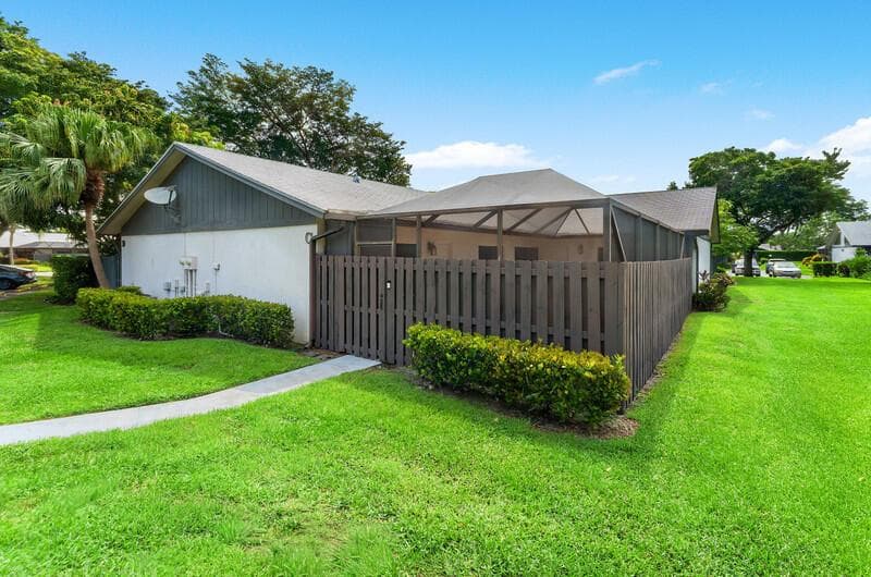 1158 Summit Trail Circle # C, West Palm Beach, FL 33415 photo 2