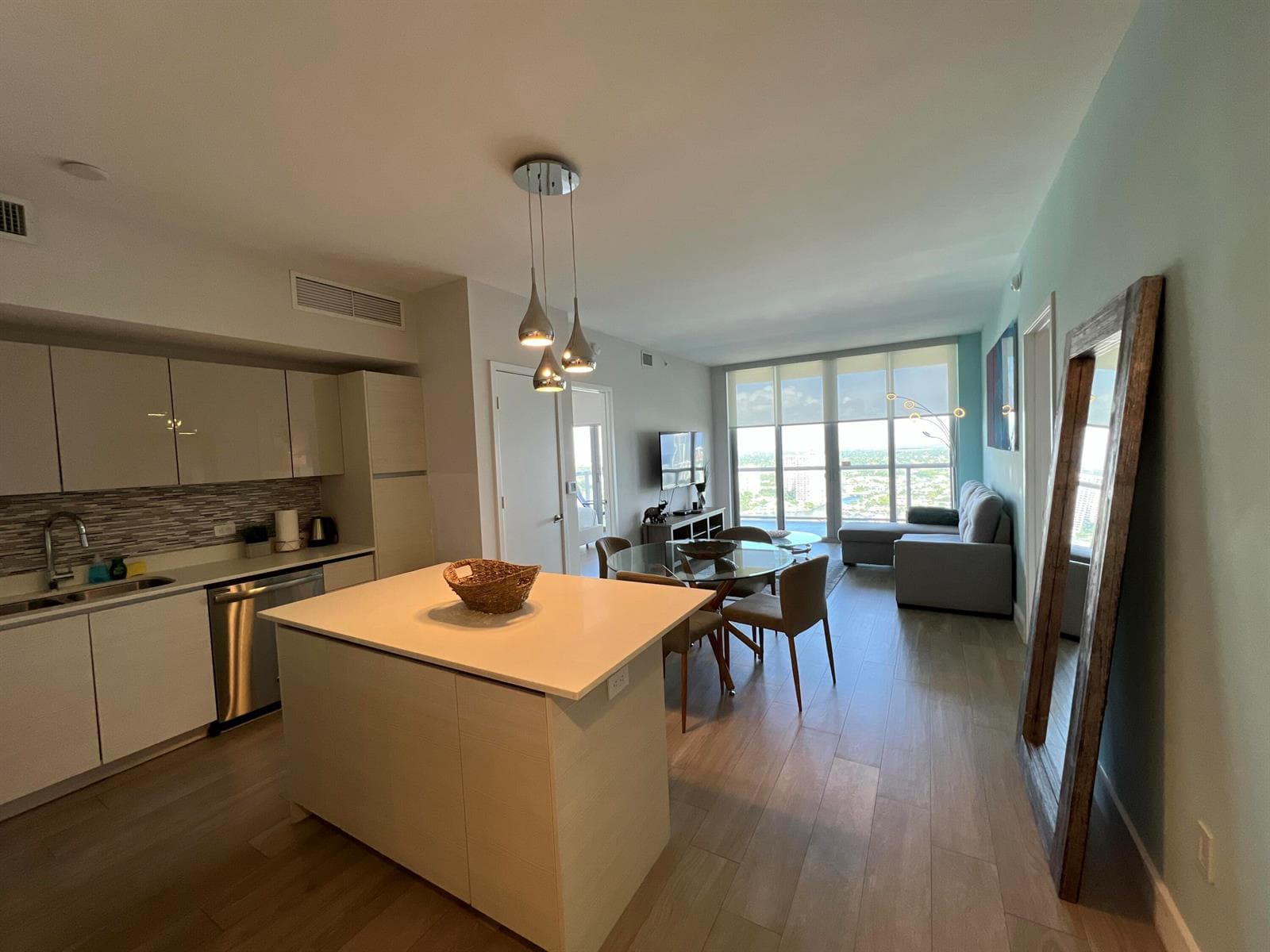 2600 E HALLANDALE BEACH Boulevard # T3110, Hallandale Beach, FL 33009 photo 2
