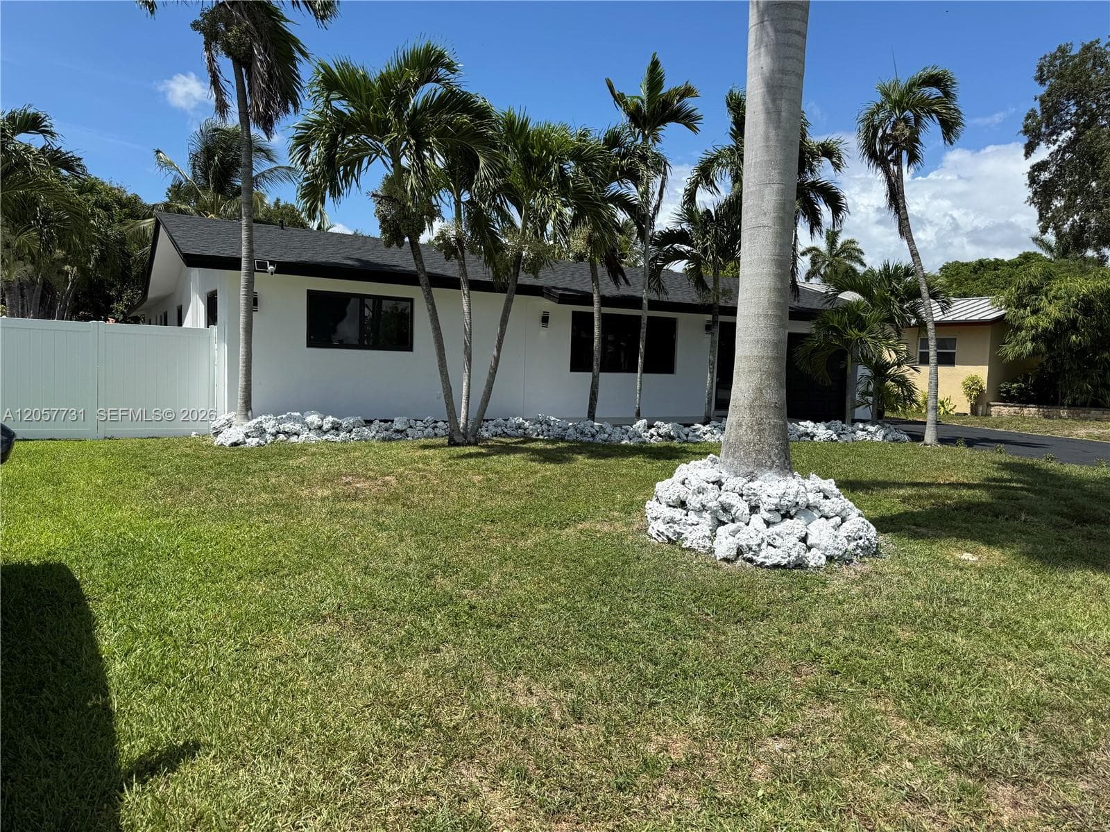 1370 SW 32nd St, Fort Lauderdale, FL 33315 photo 2